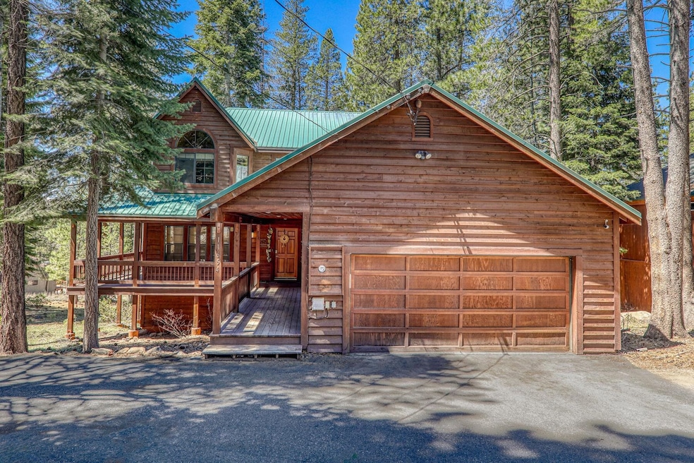 For Sale $1,650,000 • Co-Listing Agent