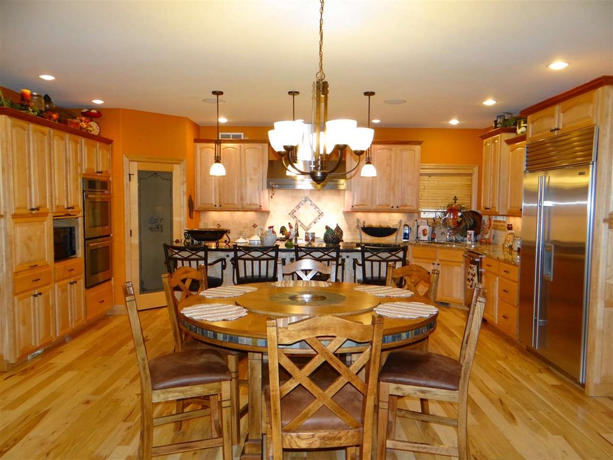 N9499 Legler Rd, Brooklyn, WI 53521 - photo 1