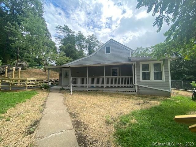 45 Chapman Ln, Gales Ferry, CT 06335 - photo 1