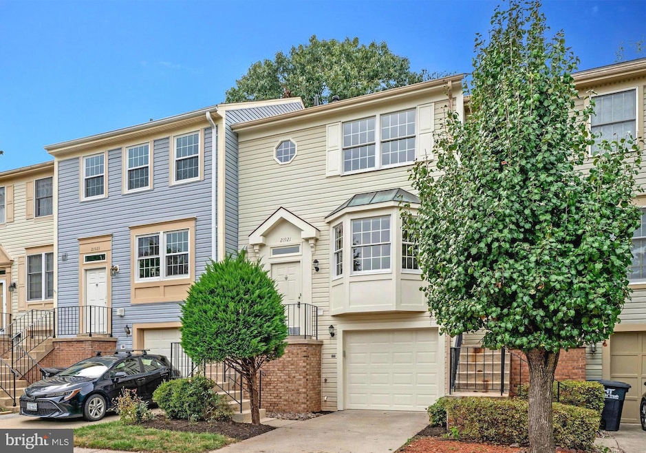 Under Contract $499,900