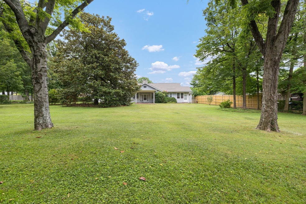 809 Barrow Ct, Columbia, TN 38401 - photo 1