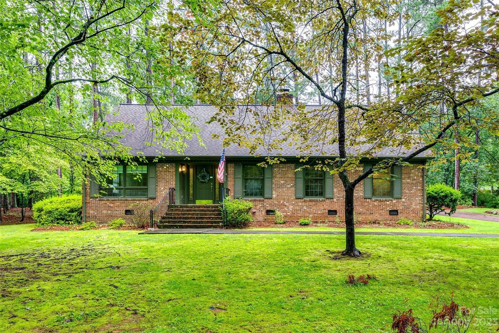 108 Benfield Ave, York, SC 29745