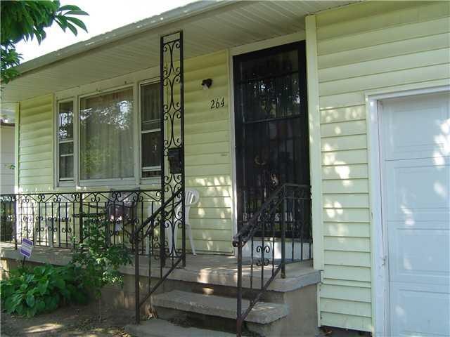 Exterior Front Welcome to 264 Fernwood Ave