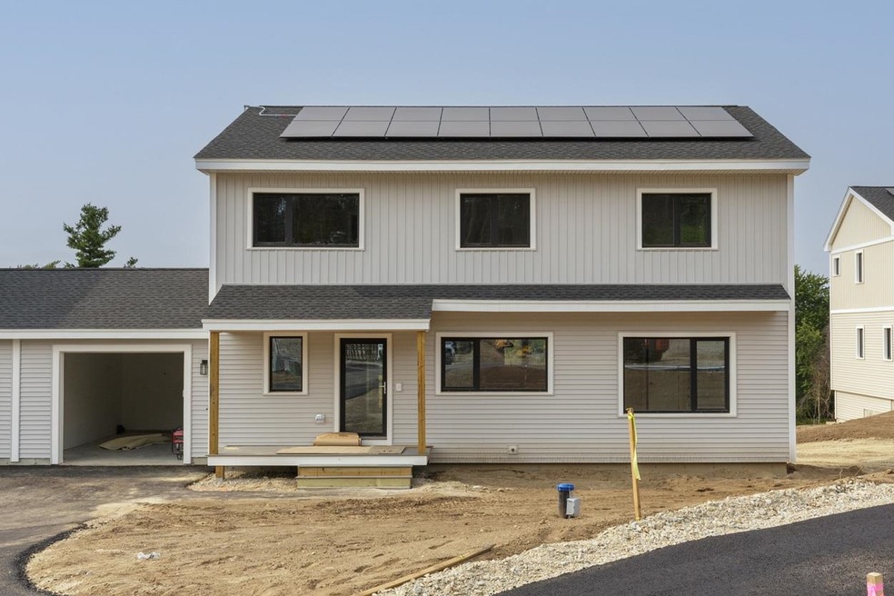 27 Windsor Dr unit A, Litchfield, NH 03052 - photo 1