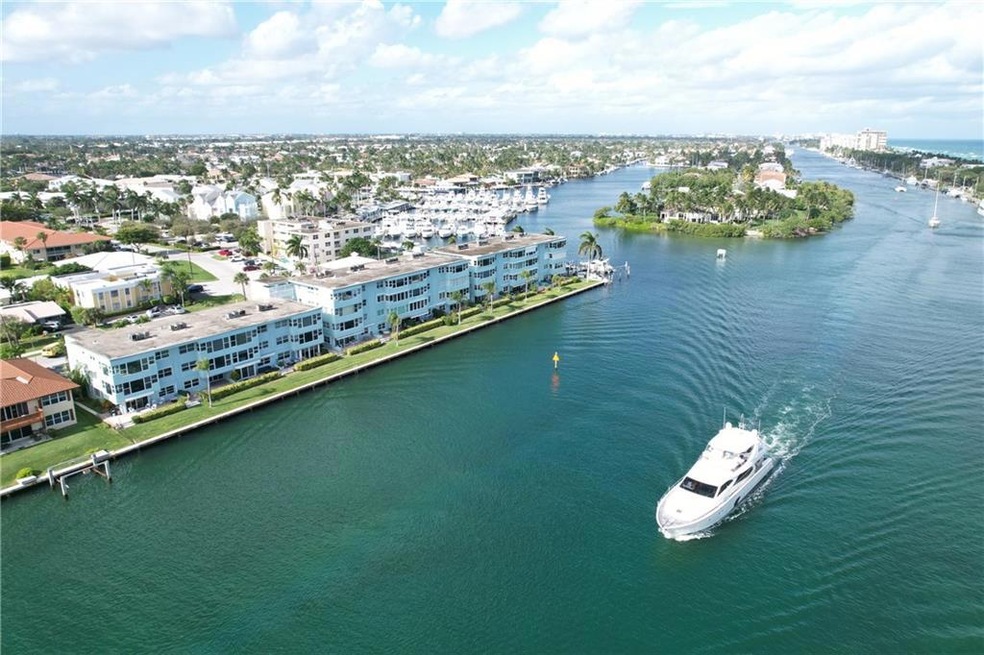 Direct Intracoastal with basin entrance to Lightho
