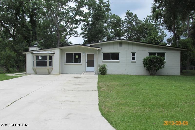 6721 Zircon Dr, Jacksonville, FL 32210 - photo 1