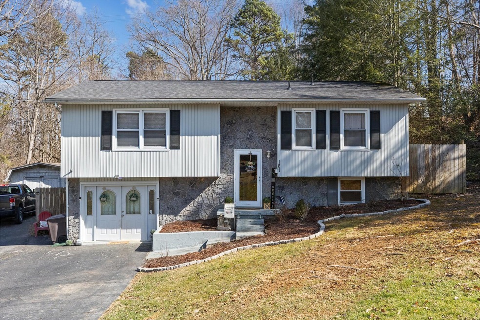 1-web-or-mls-217A1402