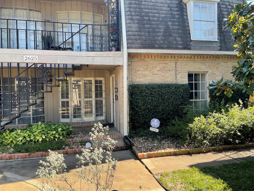 For Rent $1,400/month