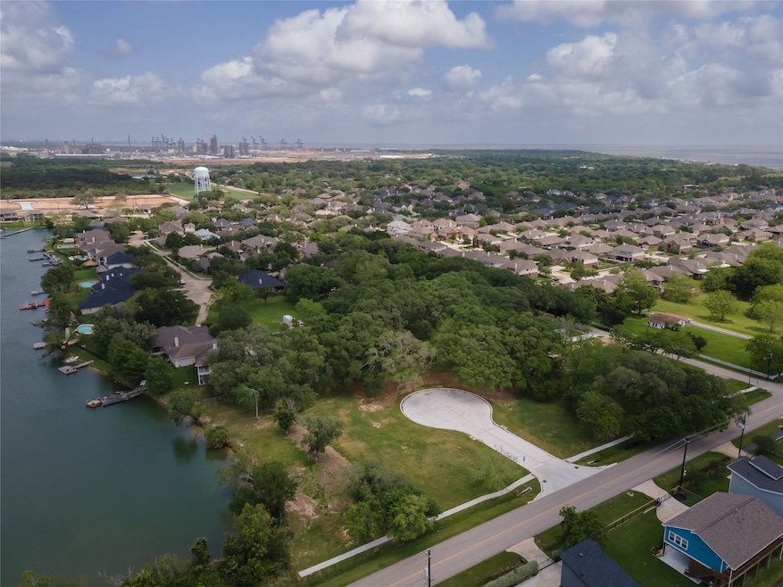 Welcome to Oak Alley Estates! 5 total lots for sal