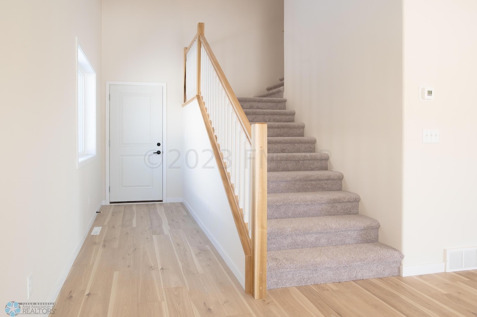 1360_GOLDENWOOD_DR-1