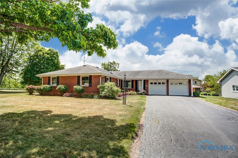 1321 Glen Rd, Findlay, OH 45840 - photo 1