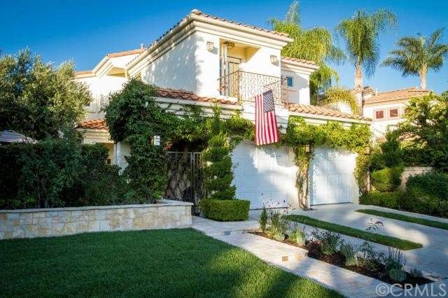 Great Family Home in Beverly Court - One of the mo