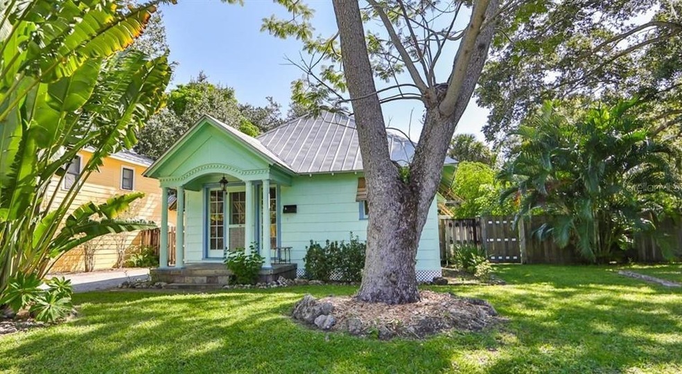 Front of 1925 Historic home