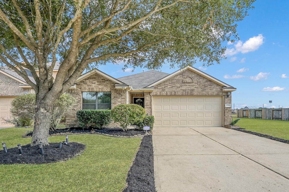 23730 Hiddenbriar Loop, Tomball, TX 77375 - photo 1