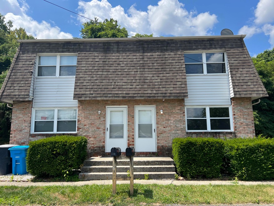 3559 & 3561 Yellow Mountain Rd - Front