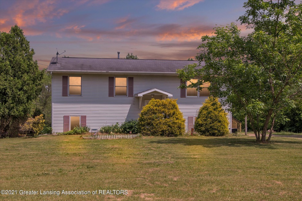 9471 Wilson Rd-front 1