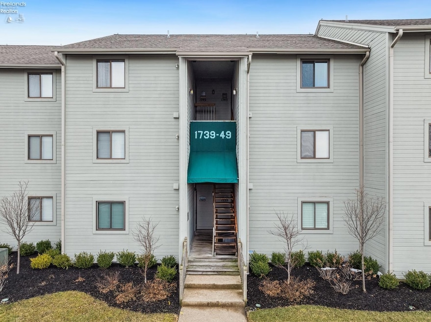 Sold $369,000