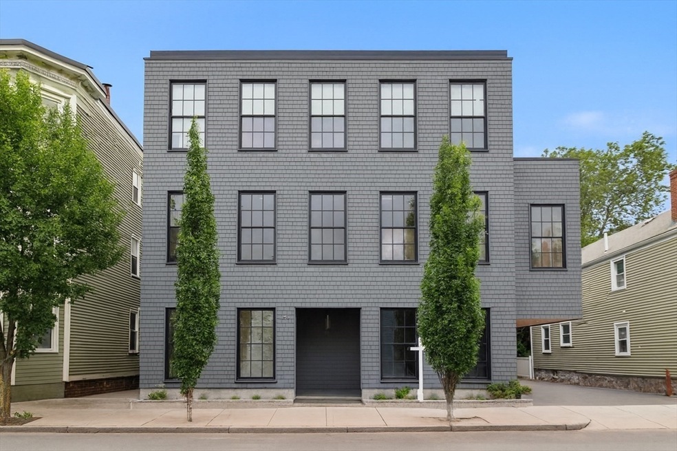 618 E 2nd St unit 2, Boston, MA 02127 - photo 1