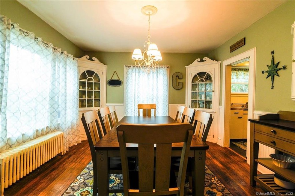 17 Hawkins St, Danielson, CT 06239 - photo 1