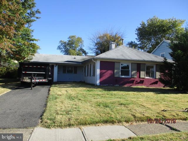 11 Parish Ln, Willingboro, NJ 08046 - photo 1