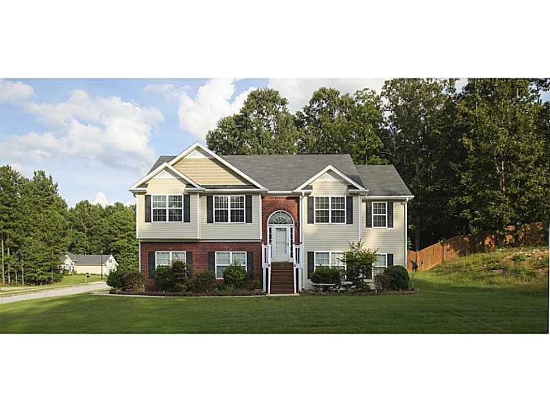Exterior Front. Large Split foyer home on a large 