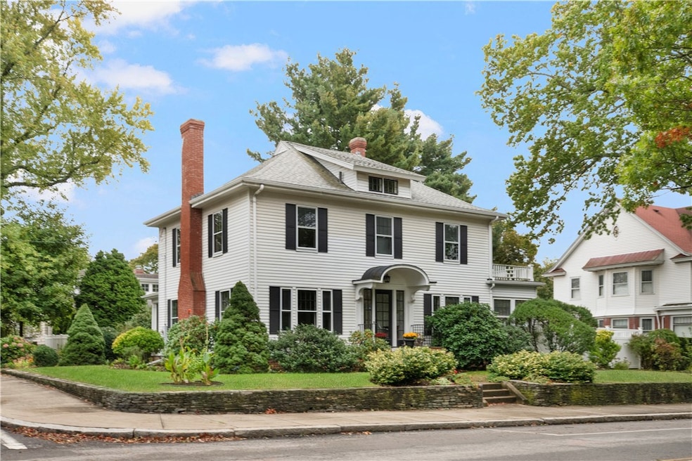 Pending $895,000 • Co-Listing Agent