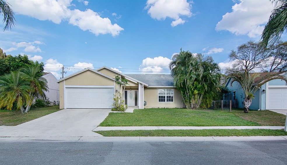 170 Greentree Cir_001H