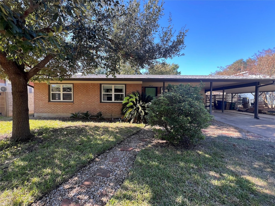 4506 Oakmont Blvd, Austin, TX 78731 - photo 1