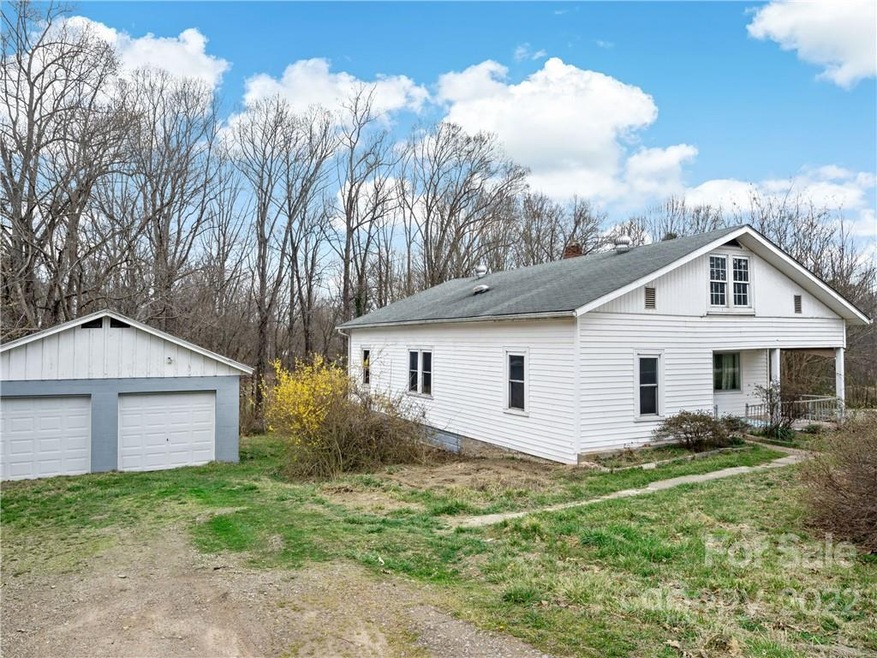 280 Oak Hill Rd, Candler, NC 28715 - photo 1