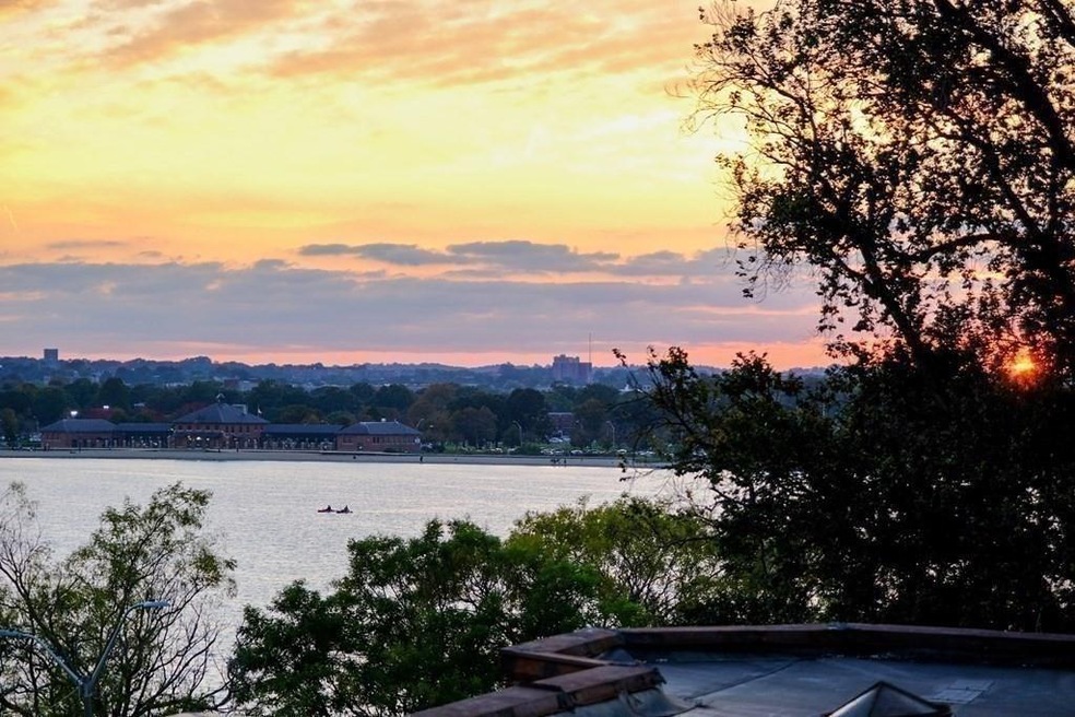 1618 Columbia Rd unit 3, Boston, MA 02127 - photo 1