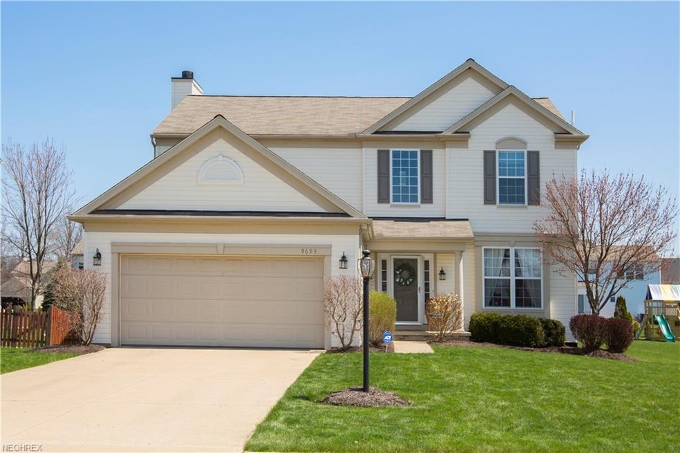 Curb appeal. Move-in ready. Well maintained. Taste