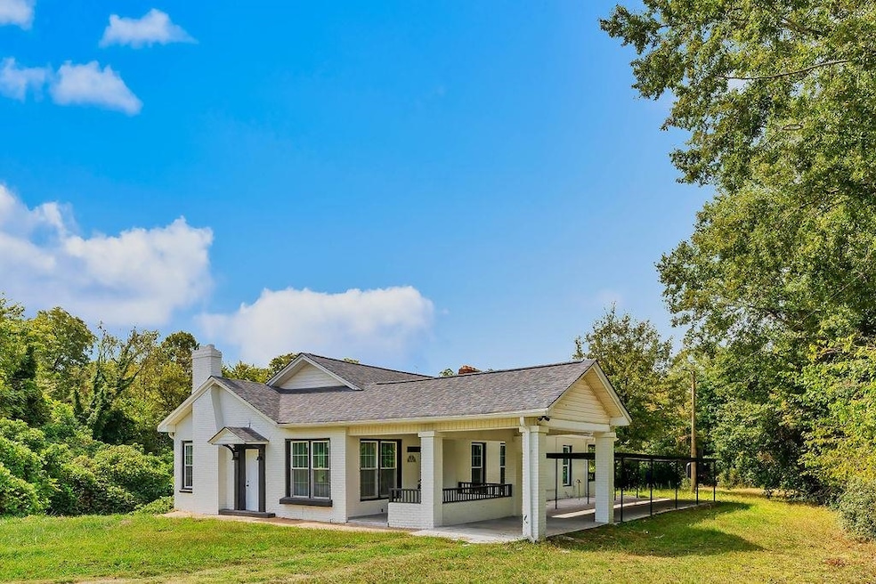 300 S Herndon St, Union, SC 29379 - photo 1