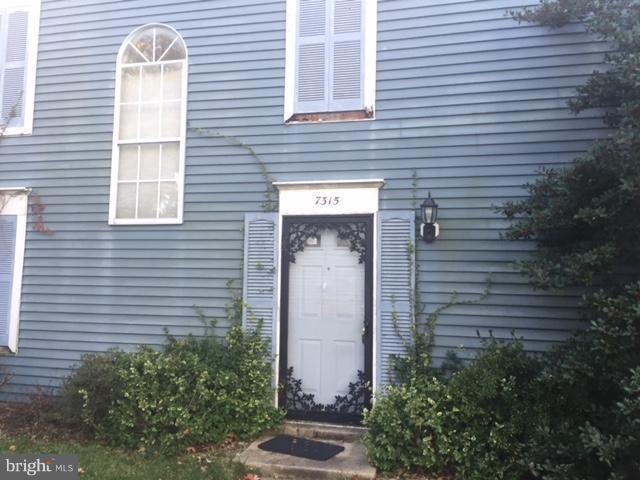 7315 Sheila Ln, Clinton, MD 20735 - photo 1