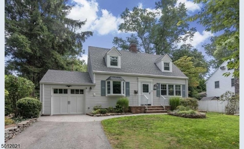 184 N Spruce St, Ramsey, NJ 07446 - photo 1