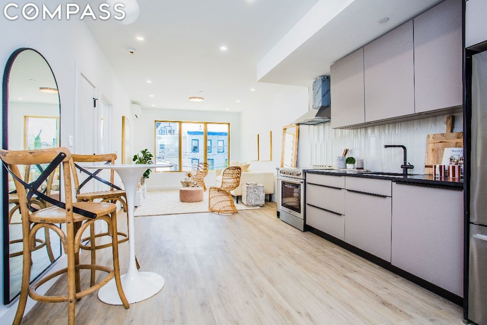 Sold $613,000 • Co-Listing Agent