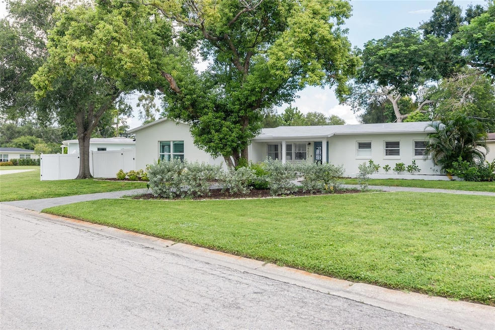 Pending $549,000 • Co-Listing Agent