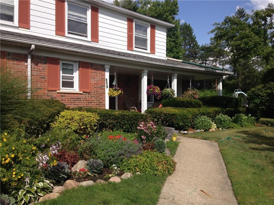 Front Yard Landscaping 2.JPG