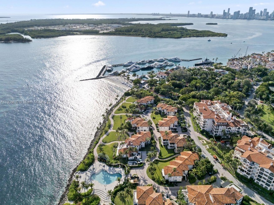 19217 Fisher Island Dr unit 19217, Miami Beach, FL 33109 - photo 1