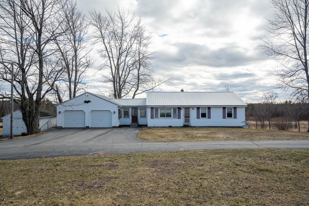 520 Ridge Rd, Middleton, NH 03887 - photo 1