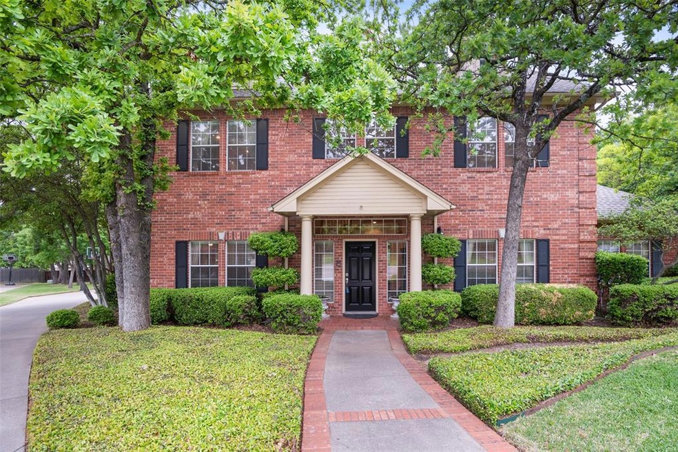 27 Oak Forrest Cir, Denton, TX 76210 - photo 1