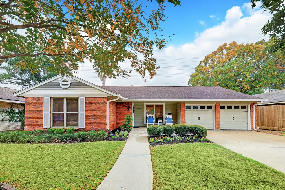 6235 Cindy Ln, Houston, TX 77008 - photo 1