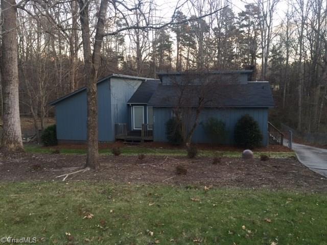 2405 Shelia Dr, Greensboro, NC 27406 - photo 1