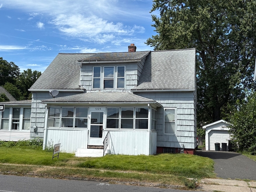 Pending $175,000 • Co-Listing Agent