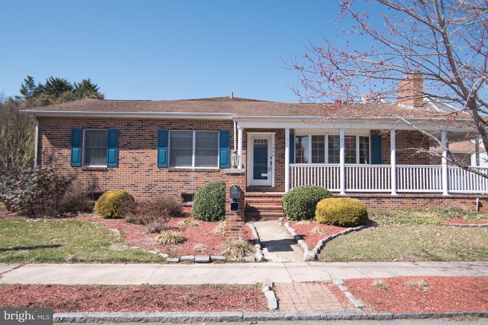 120 W 9th St, New Castle, DE 19720 - photo 1