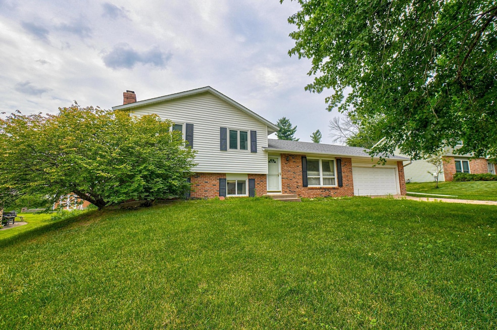 Sold $327,000 • Co-Listing Agent