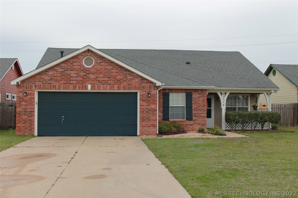 4224 S 202nd Ave E, Broken Arrow, OK 74014 - photo 1