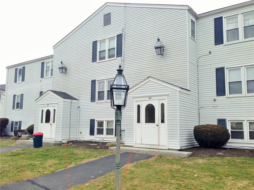 27 Minott St unit 1, South Portland, ME 04106 - photo 1