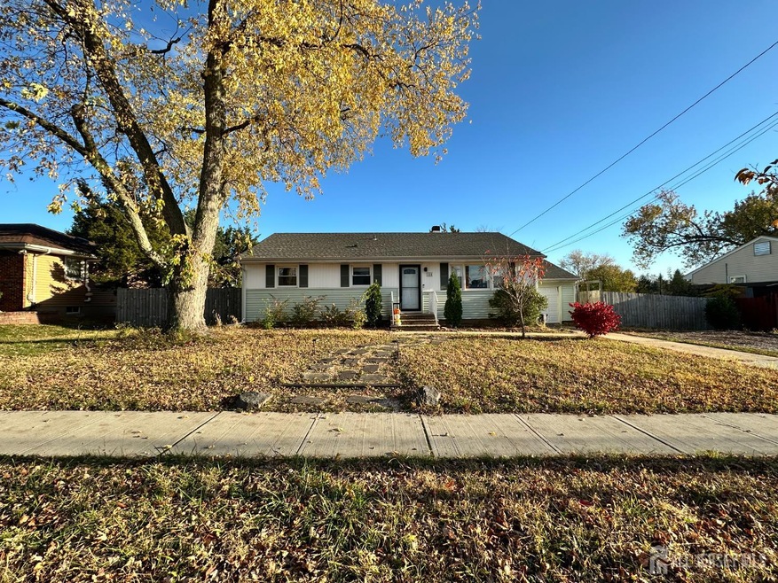 114 Netherwood Ave, Piscataway, NJ 08854 - photo 1