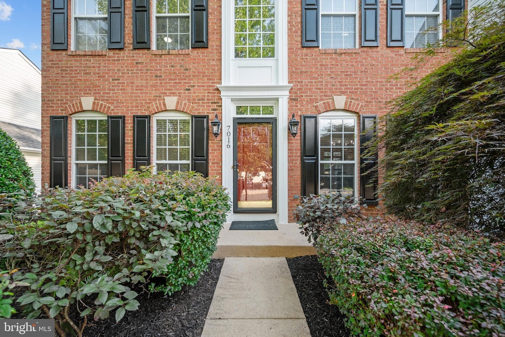 Sold $1,227,000 • Co-Listing Agent