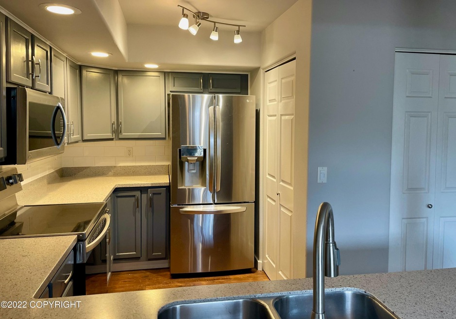 Kitchen Sink, Pantry, Storage